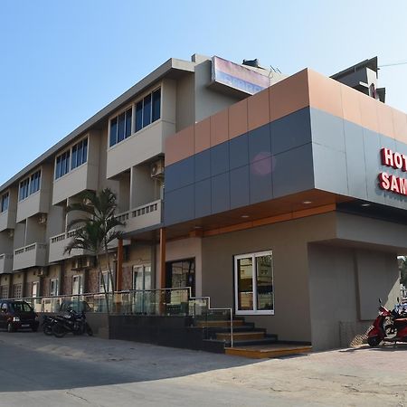 Hotel Samrat Diu Luaran gambar