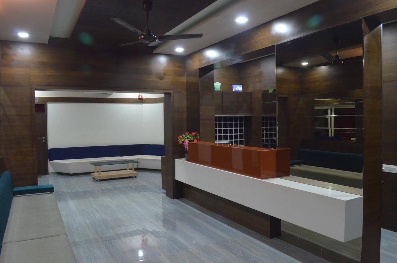 Hotel Samrat Diu Luaran gambar