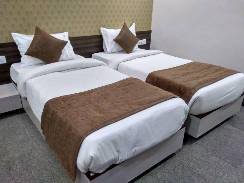 Hotel Samrat Diu Luaran gambar